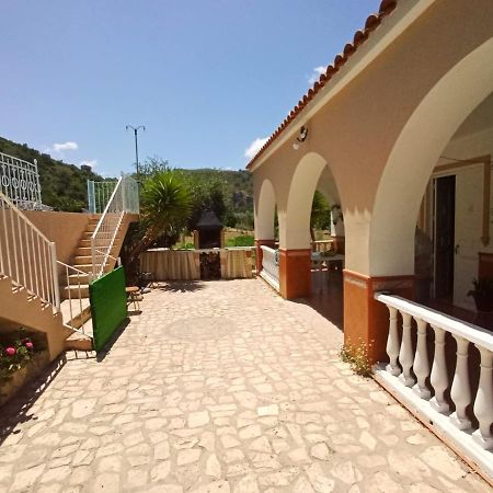 Casa Las Vicarias Olvera Eksteriør bilde